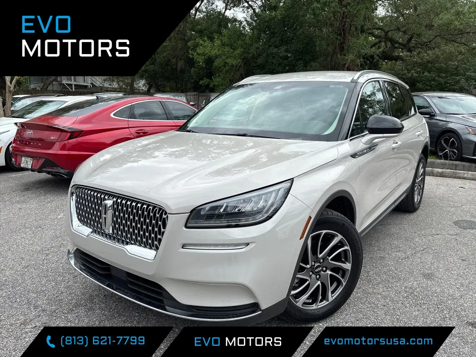 Lincoln Corsair Standard - View 1