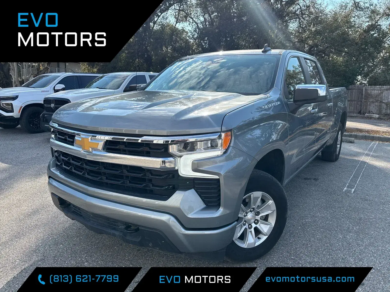 Chevrolet Silverado 1500 Lt Crew Cab 4X4 V8 - View 1