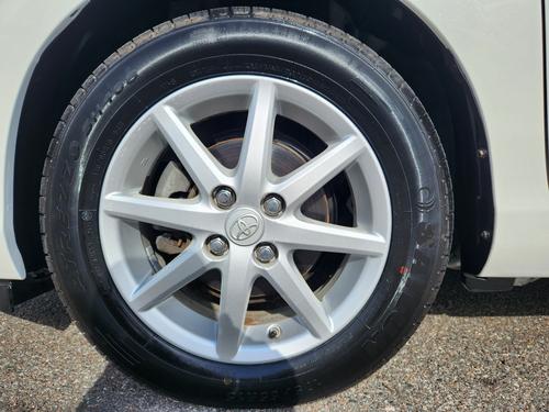 Toyota Prius C Three Hybrid Navigation Smartkey Camera New Abs! 112K Miles - Car For Sale - Tampa Hybrids I - Thumbnail 20