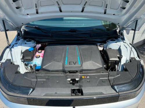 Hyundai Ioniq 5 Se Rwd Adaptive Cruise 303 Mile Range Carplay Camera 104K Miles - Car For Sale - Tampa Hybri - Thumbnail 14