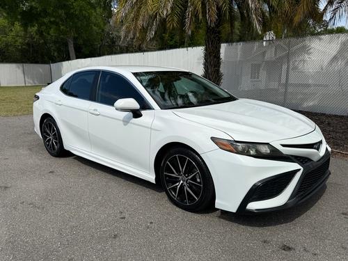 Toyota Camry Hybrid Se Leather Carplay Camera 255K - Car For Sale - Tampa Hybrids Inc. - Thumbnail 2