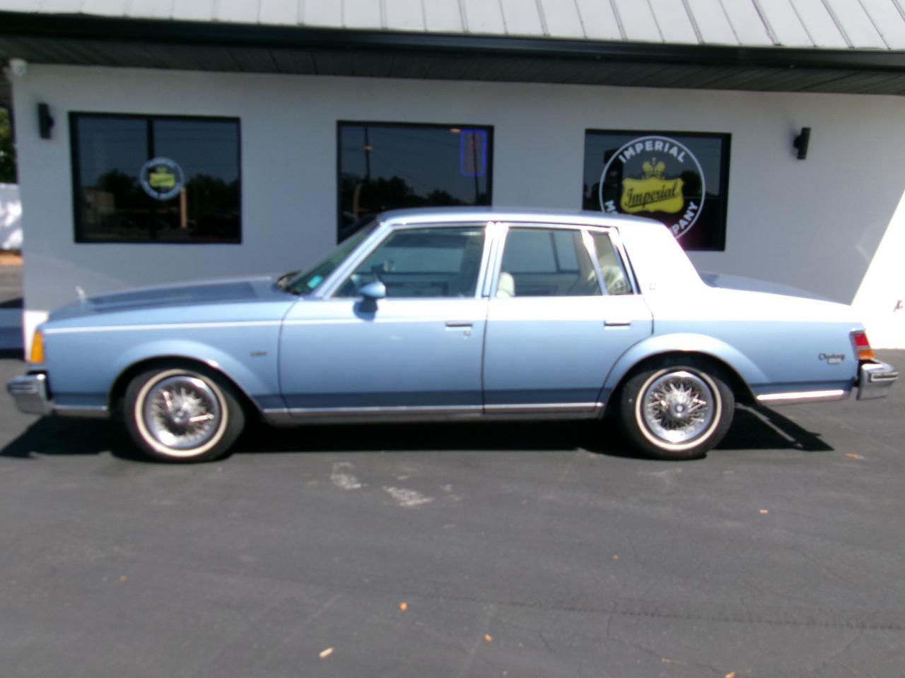 Buick Centurylimited Sedan - Thumbnail 3