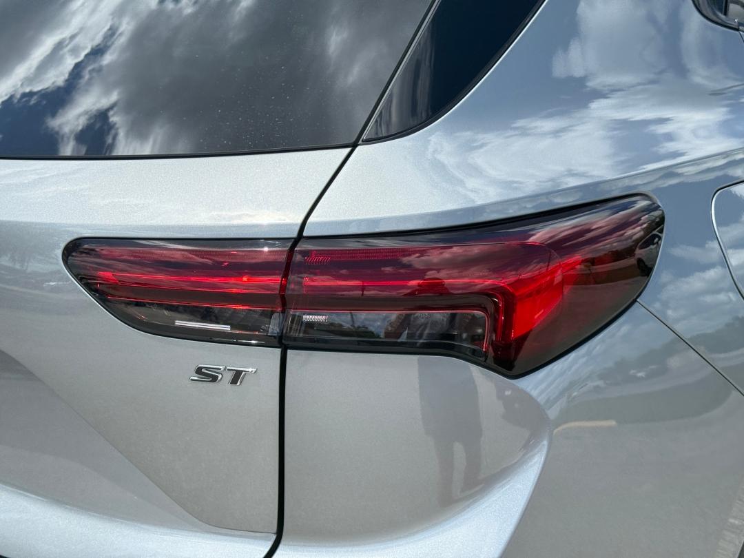 Buick Envision Essence - Thumbnail 6