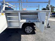 Chevrolet Silverado 2500 W/T - Thumbnail 4