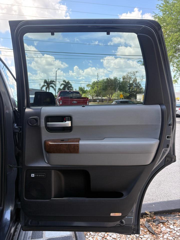 Toyota Sequoiaplantium 2Wd - Thumbnail 13