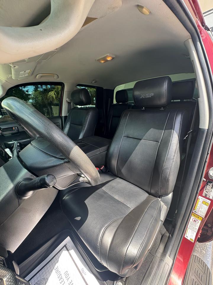 Toyota Tundratundra-Grade 5.7L Double Cab 2Wd - Thumbnail 9