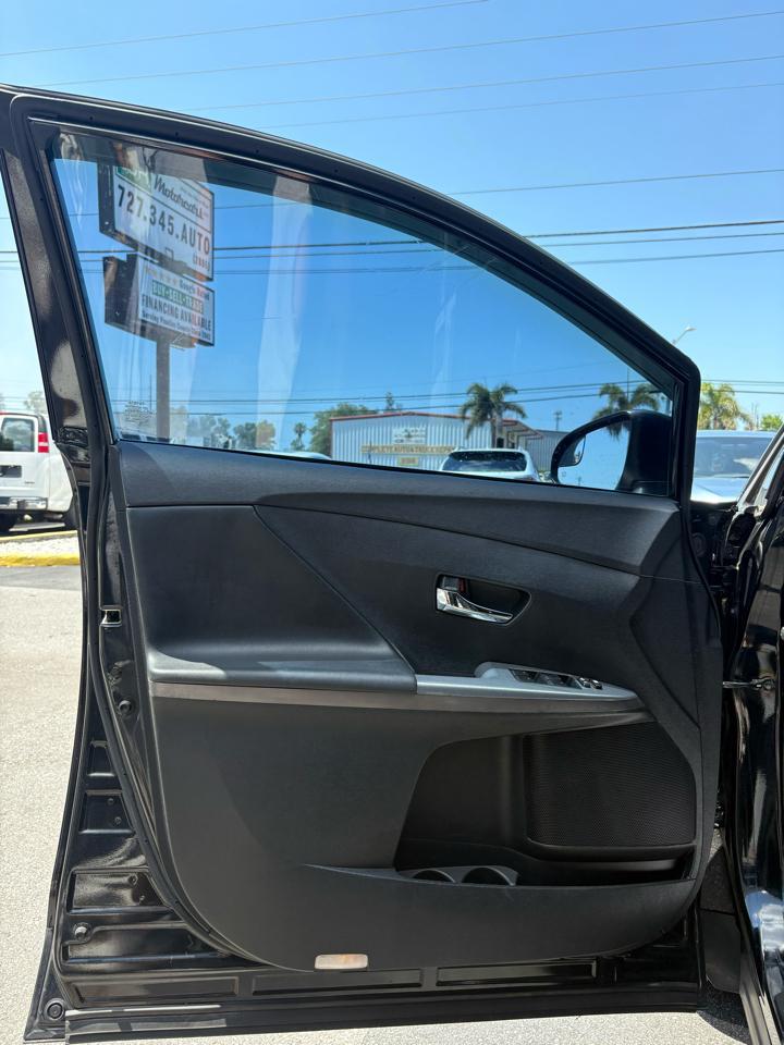 Toyota Venzale I4 Fwd - Thumbnail 8