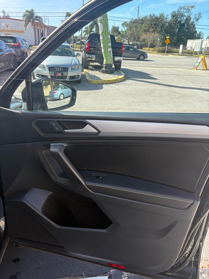 Volkswagen Tiguans 4Motion - Thumbnail 19