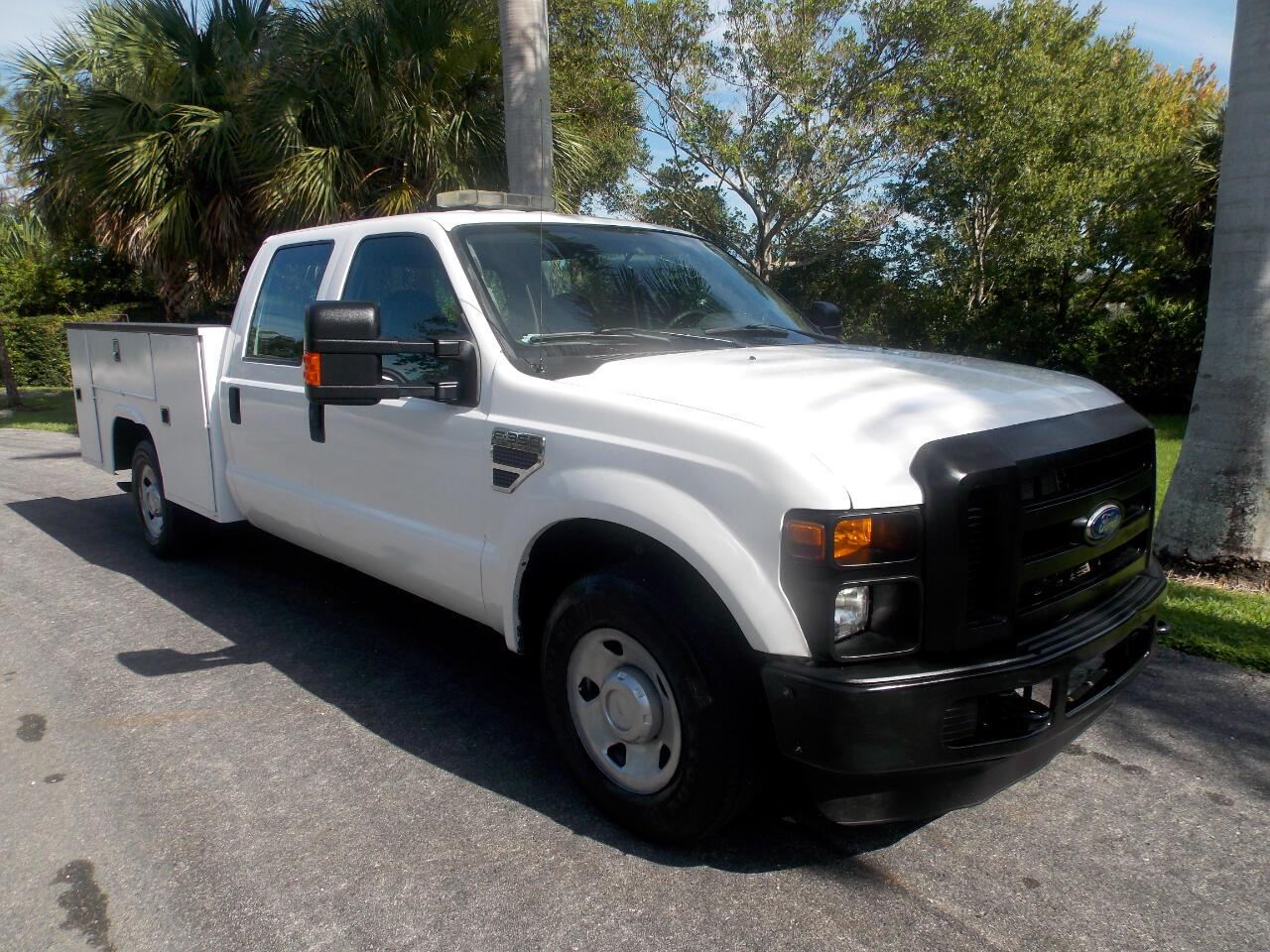 Ford Super Duty F-350 Srw2Wd Crew Cab 156" Xl - View 1