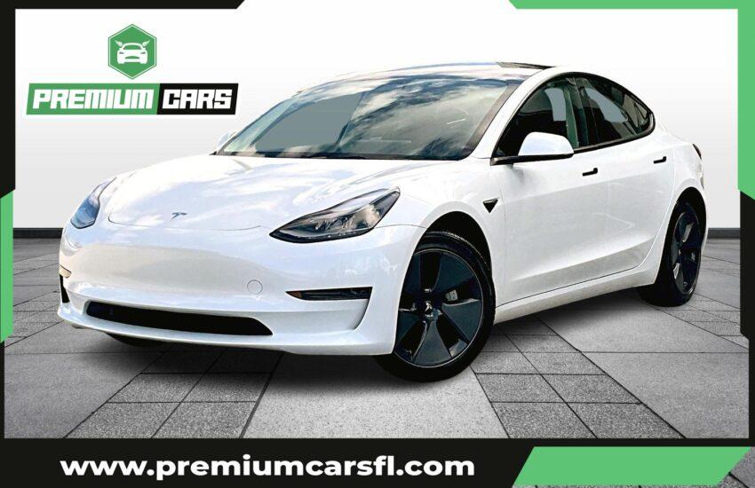 Tesla Model 3 Standard Sedan 4D - Thumbnail 2