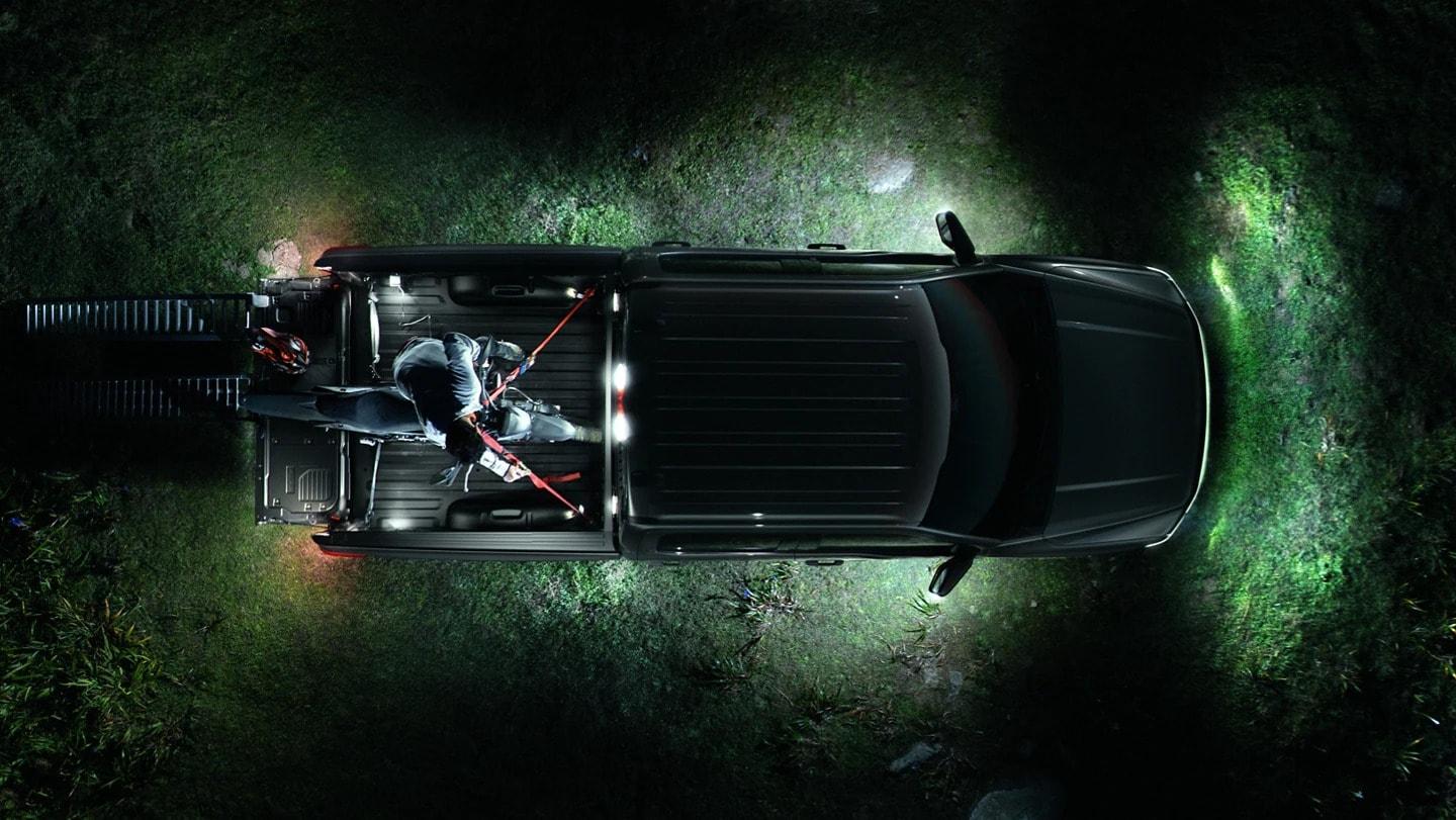 Ford F-150 Lightning - Thumbnail 11