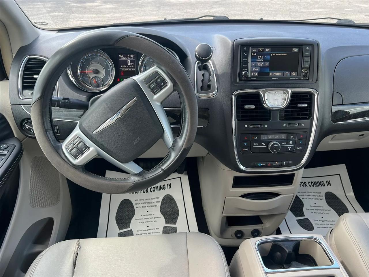 Chrysler Town & Countrytouring-L - Thumbnail 20