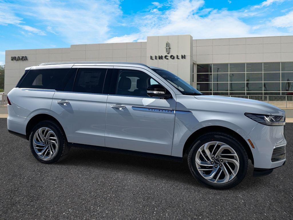 Lincoln Navigator - Thumbnail 7