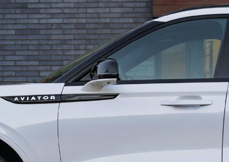 Lincoln Aviator® Suv - Thumbnail 9