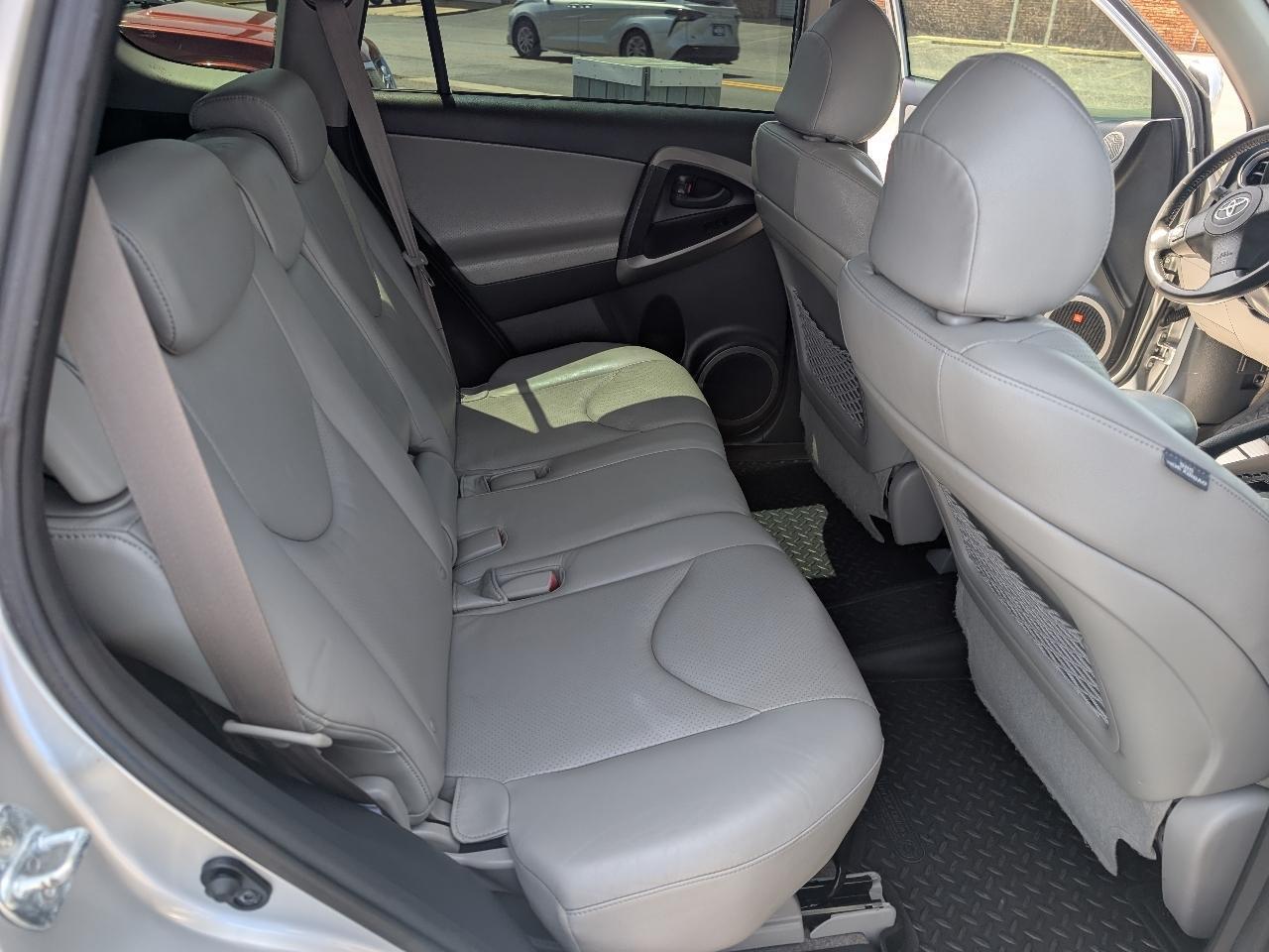 Toyota Rav4Fwd 4Dr 4-Cyl 4-Spd At Ltd (Natl) - Thumbnail 6