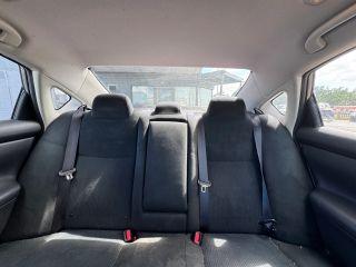 Nissan Altima - Thumbnail 6