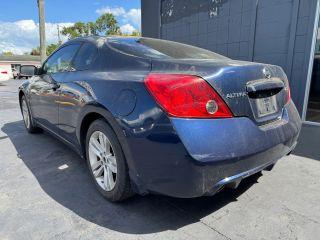 Nissan Altima - Thumbnail 4