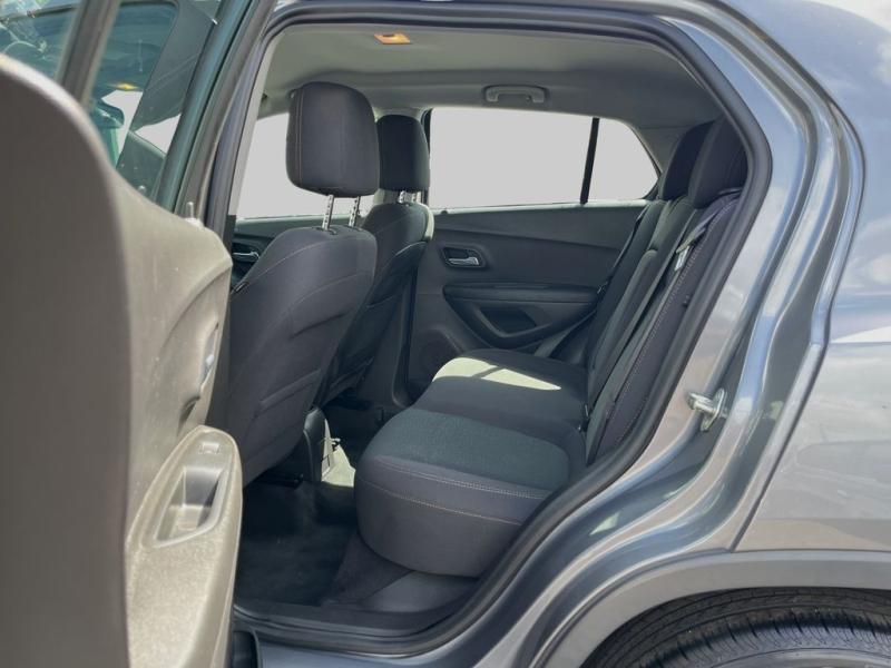 Chevrolet Trax Ls - Thumbnail 12