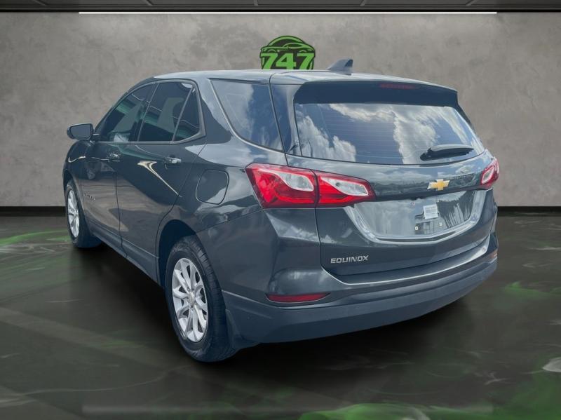 Chevrolet Equinox Ls - Thumbnail 4