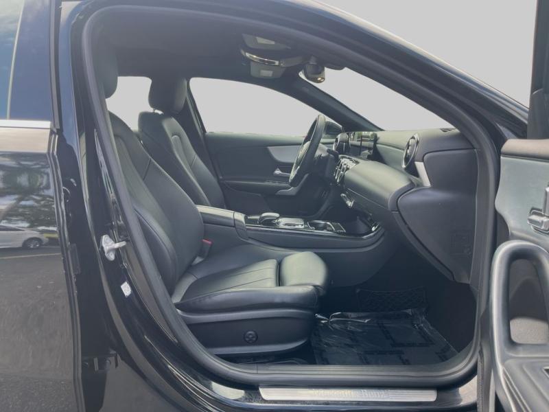 Mercedes-Benz A-Class A 220 - Thumbnail 14