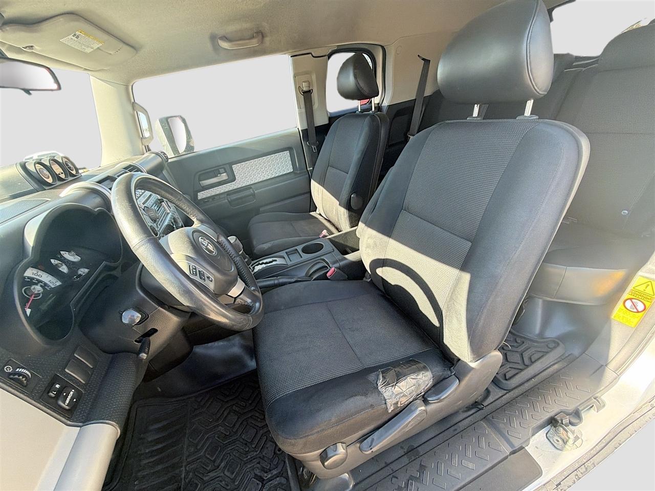 Toyota Fj Cruiser2Wd 4Dr Auto (Natl) - Thumbnail 18