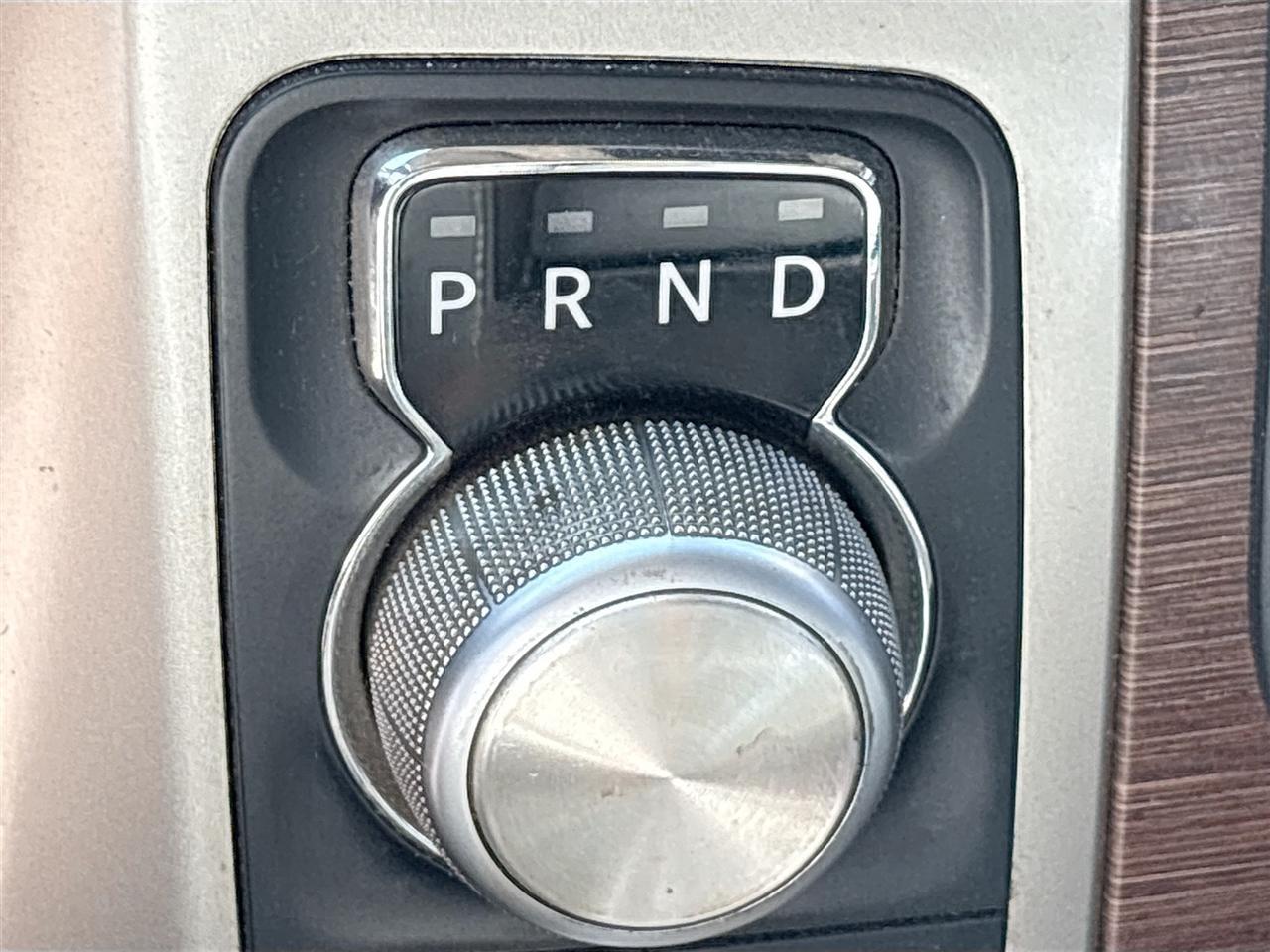 Ram 15004Wd Crew Cab 140.5" Laramie - Thumbnail 17