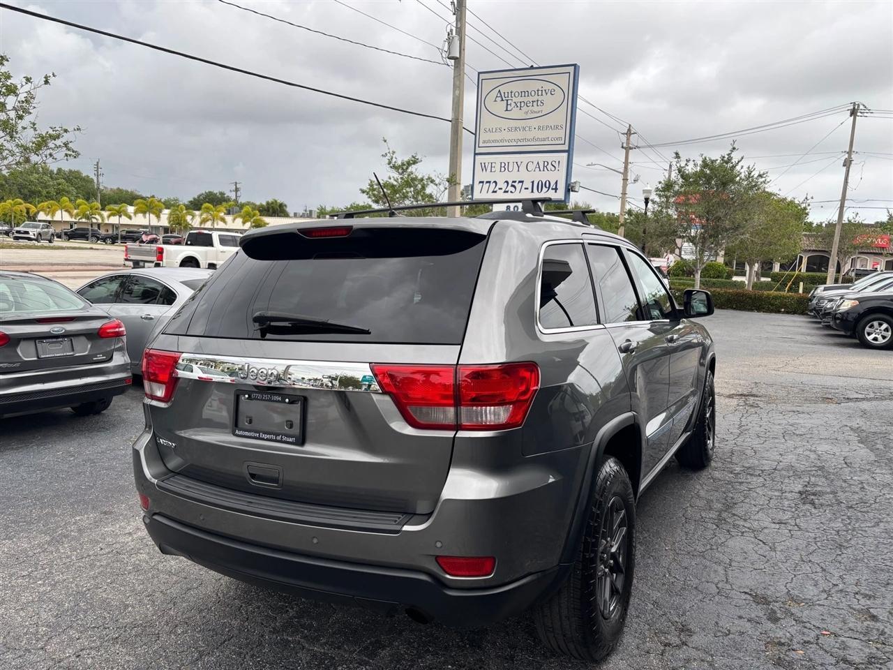 Jeep Grand Cherokee - Thumbnail 6