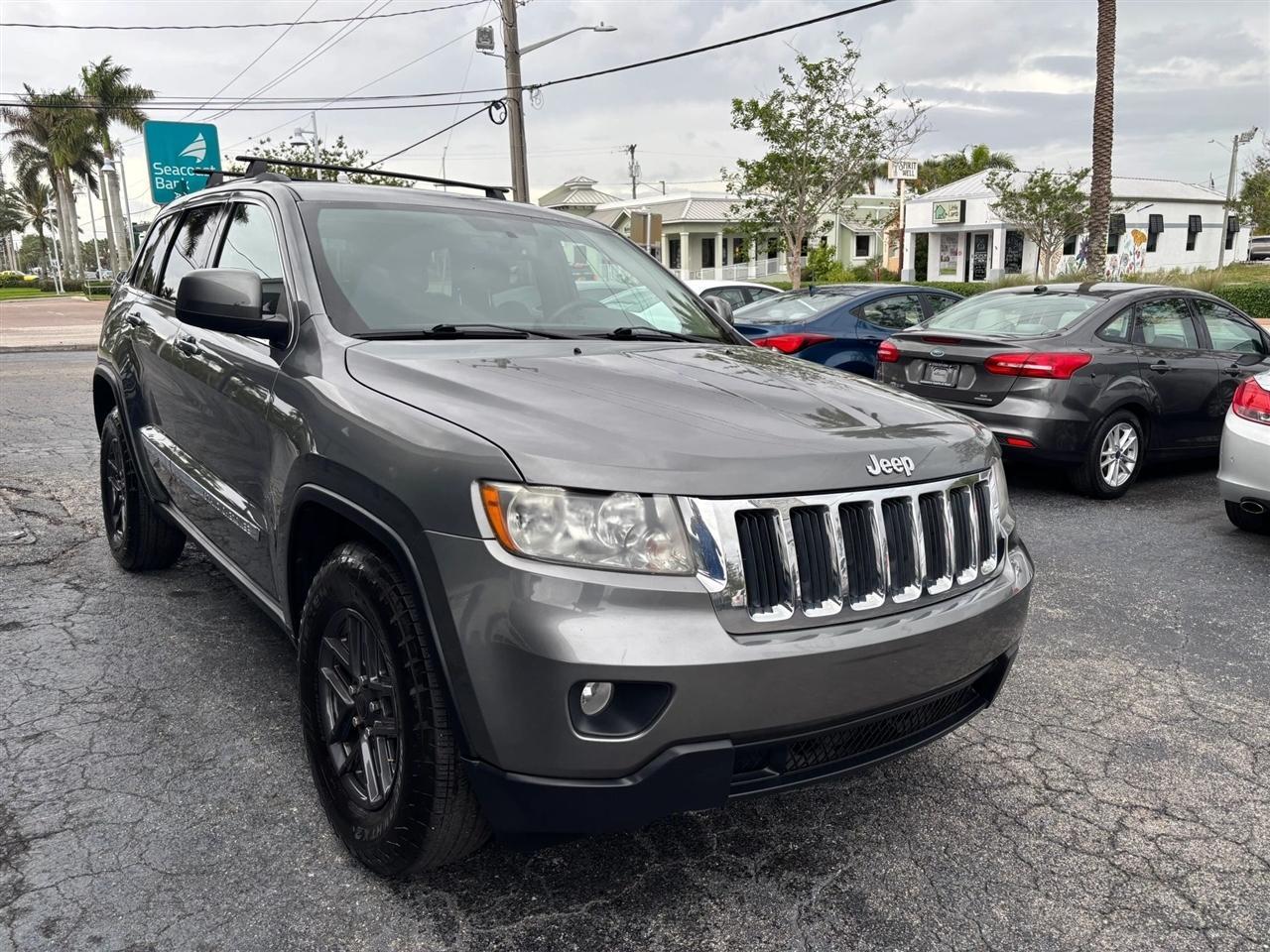 Jeep Grand Cherokee - Thumbnail 8