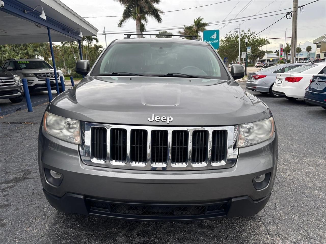 Jeep Grand Cherokee - Thumbnail 9