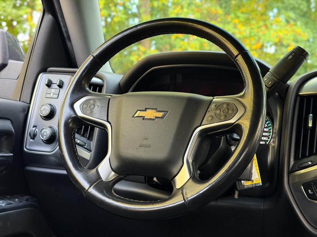 Chevrolet Silverado 1500 V8 4X4 - Thumbnail 10