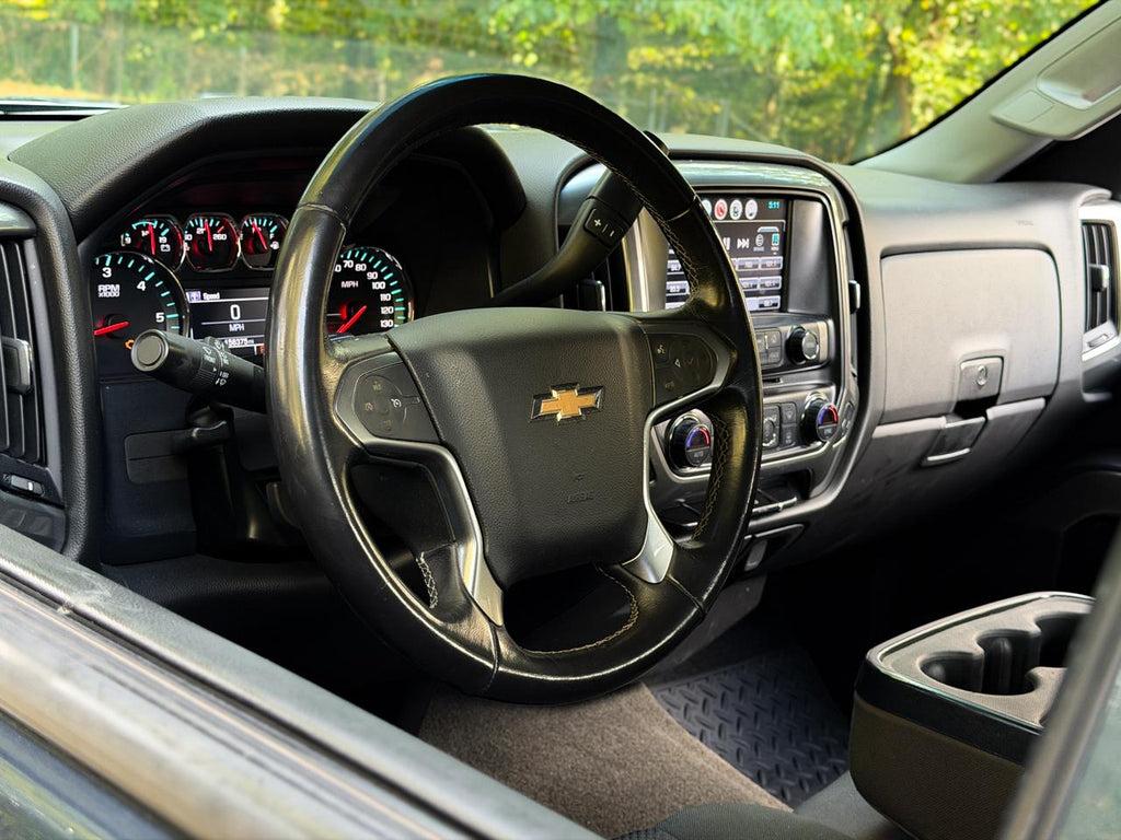 Chevrolet Silverado 1500 V8 4X4 - Thumbnail 8