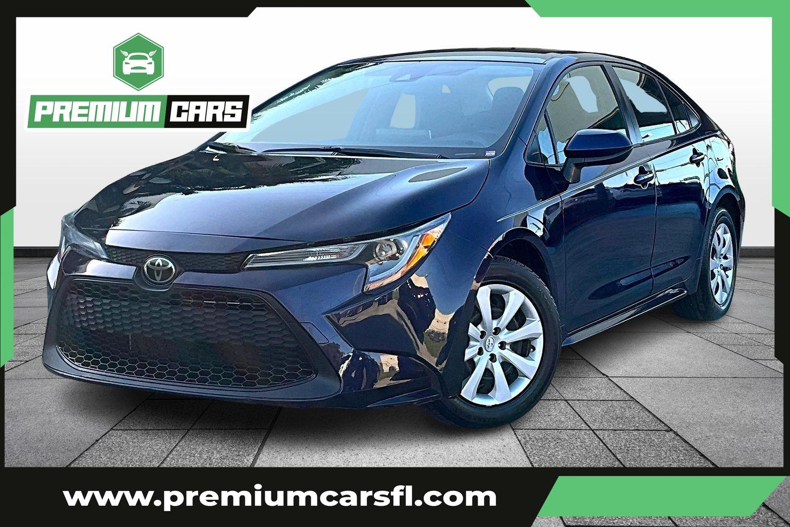 Toyota Corolla Le Sedan 4D - View 1