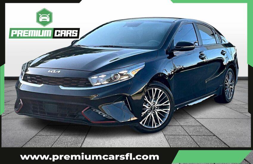 Kia Forte Gt-Line Sedan 4D - Thumbnail 2