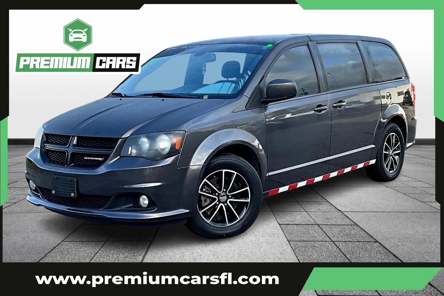 Dodge Grand Caravan Passenger Se Plus Minivan 4D - View 1