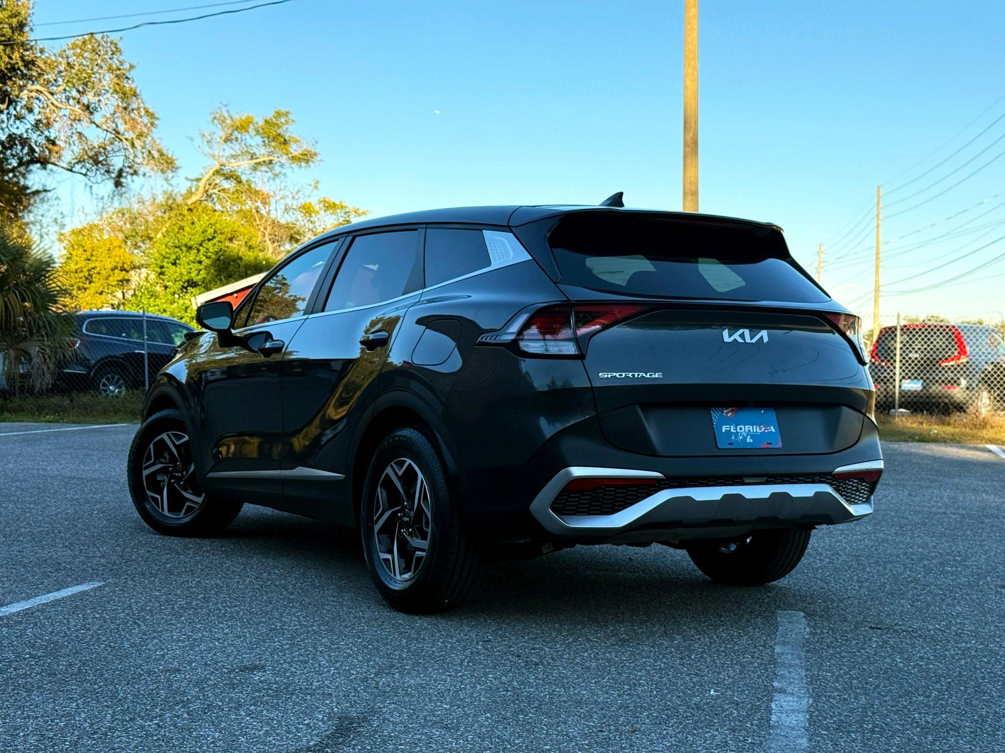 Kia Sportage Lx Sport Utility 4D - Thumbnail 2