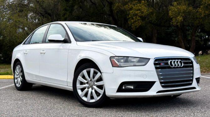 Hyundai Tucson Limited Sport Utility 4D - Thumbnail 4