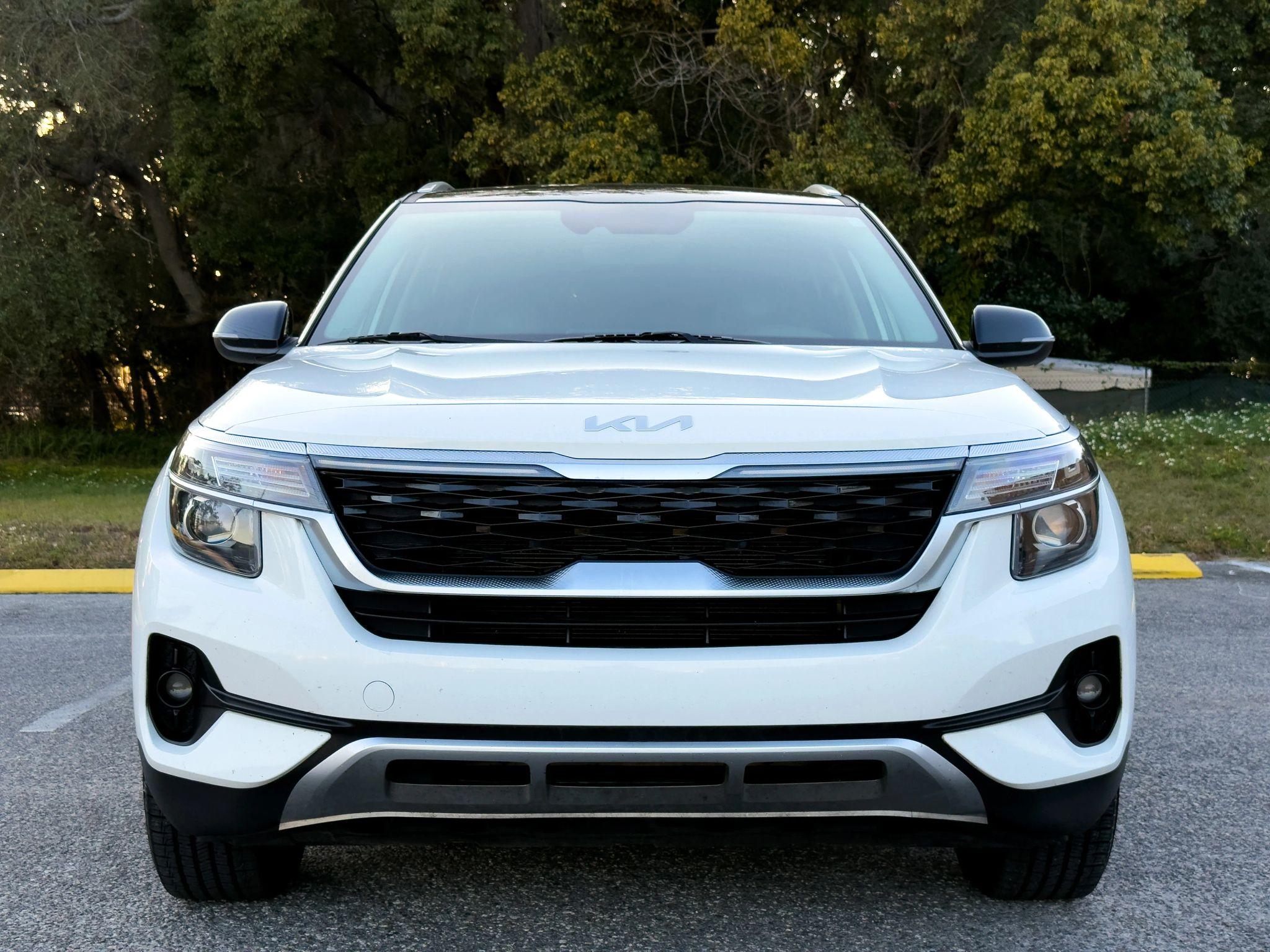 Kia Seltos S - Thumbnail 3