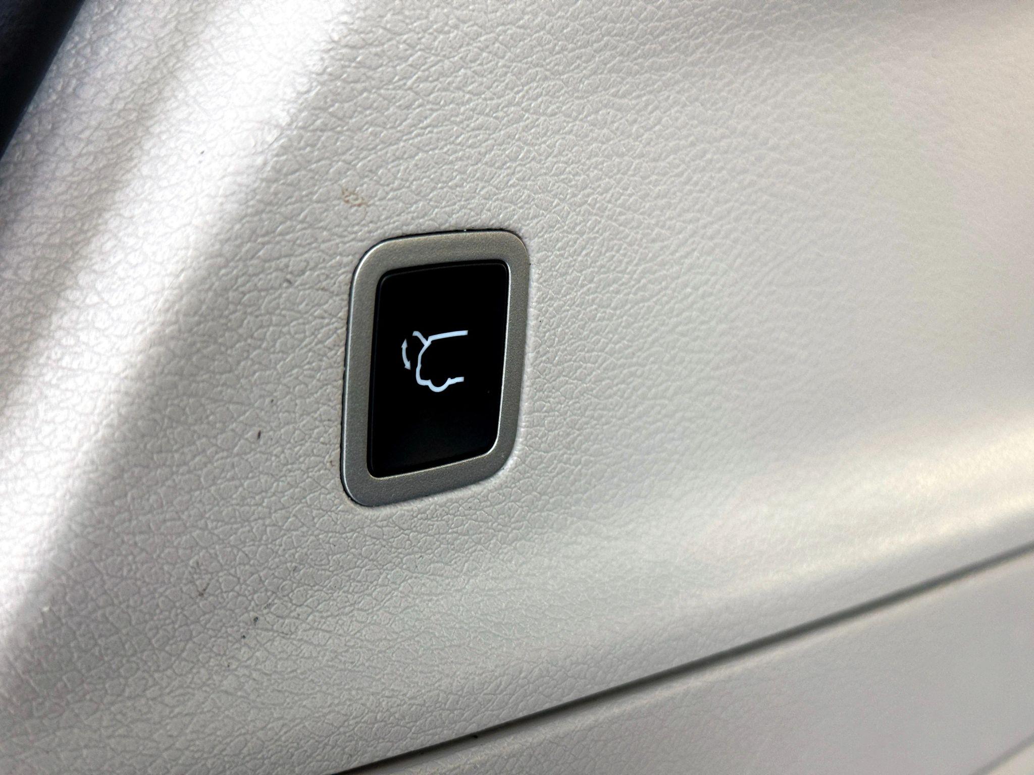 Chrysler Pacifica Touring L - Thumbnail 15