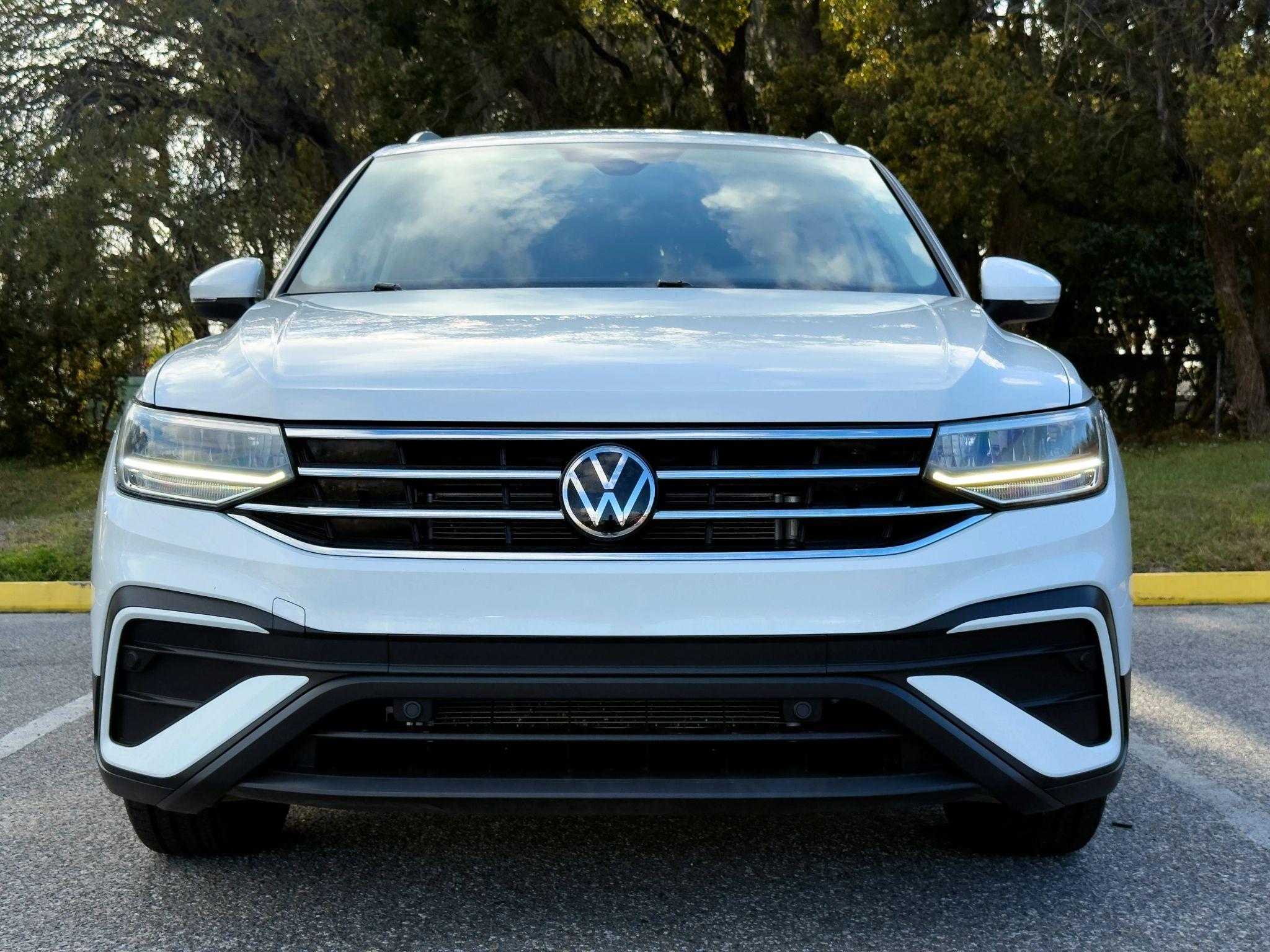Volkswagen Tiguan Se Sport Utility 4D - Thumbnail 3