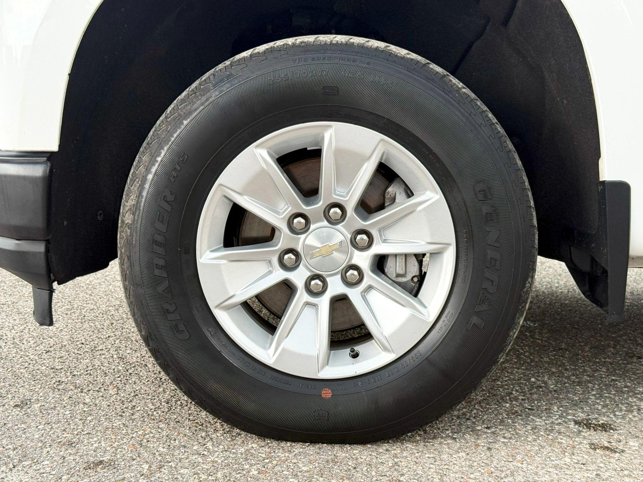 Chevrolet Silverado 1500 - Thumbnail 11