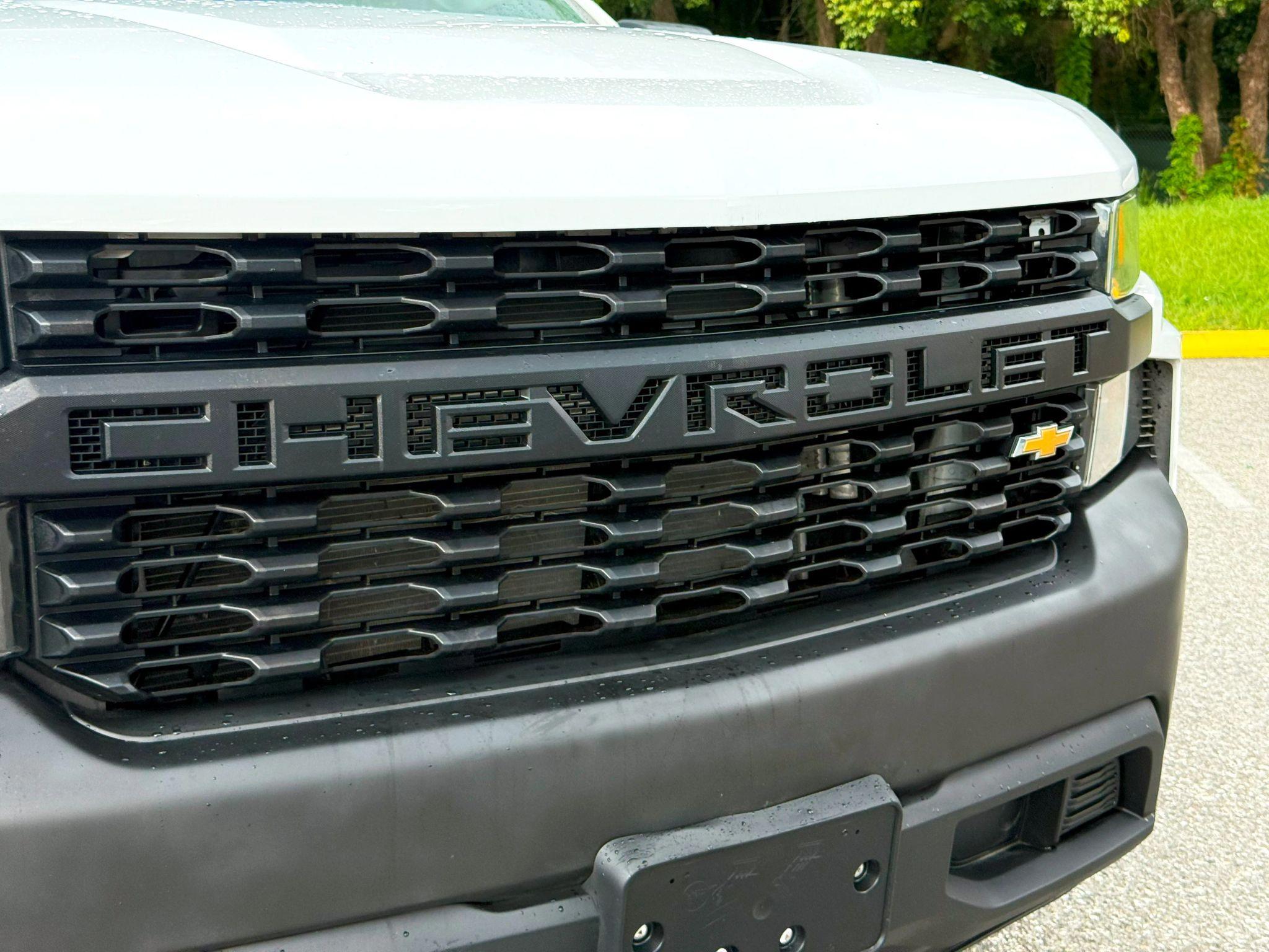 Chevrolet Silverado 1500 - Thumbnail 8