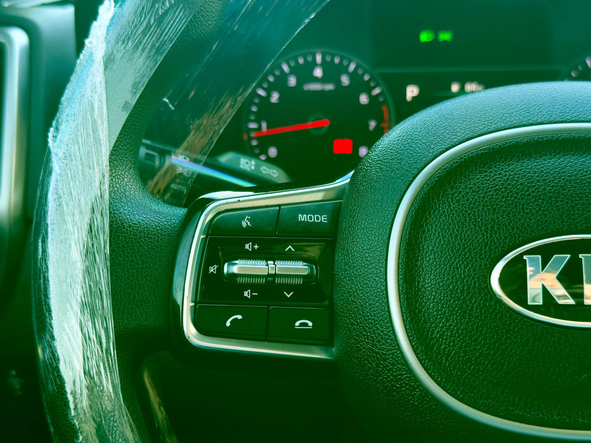 Kia Sorento Lx - Thumbnail 17