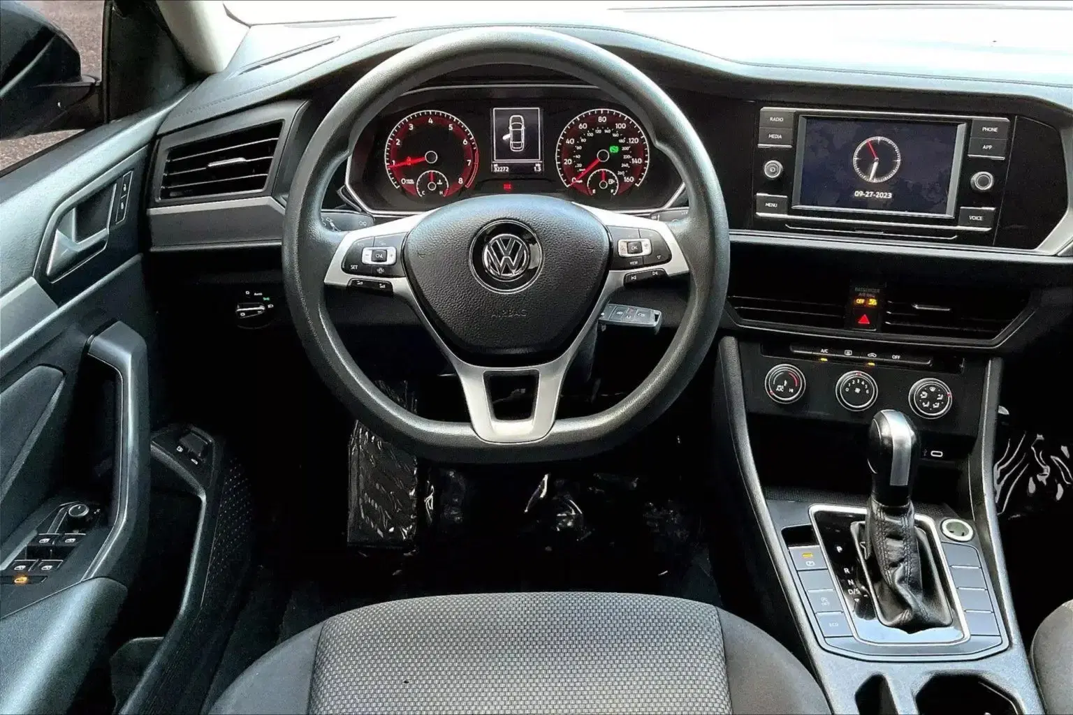 Volkswagen Jetta S - Thumbnail 8