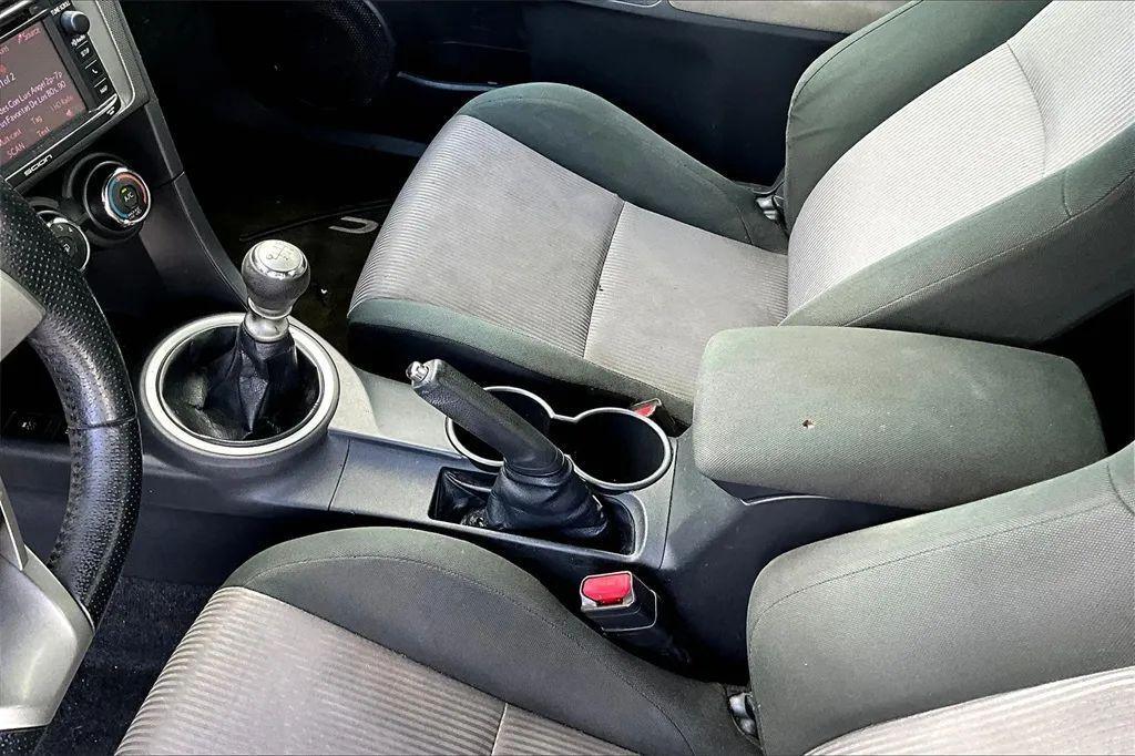 Scion TC - Thumbnail 17