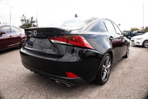 Lexus Is 200T Sedan 4D - Thumbnail 5