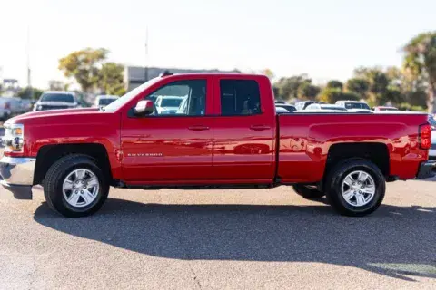 Chevrolet Silverado 1500 Double Cab Lt Pickup 4D 6 1/2 Ft - Thumbnail 3