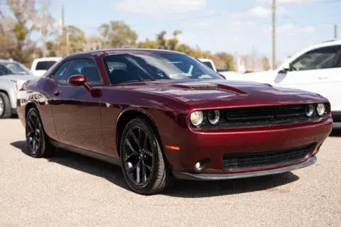 Dodge Challenger Sxt Coupe 2D - Thumbnail 4