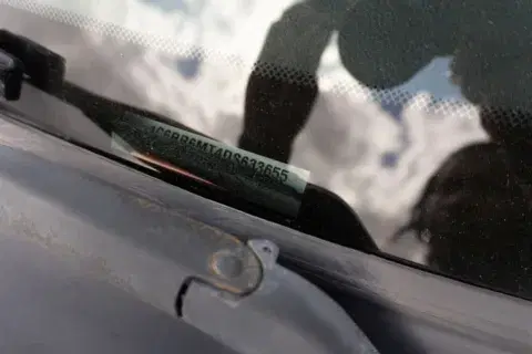 Ram 1500 Crew Cab Sport Pickup 4D 5 1/2 Ft - Thumbnail 6