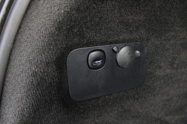 Lincoln MKT - Thumbnail 11