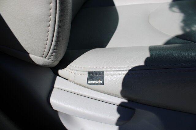 Toyota RAV4 - Thumbnail 11